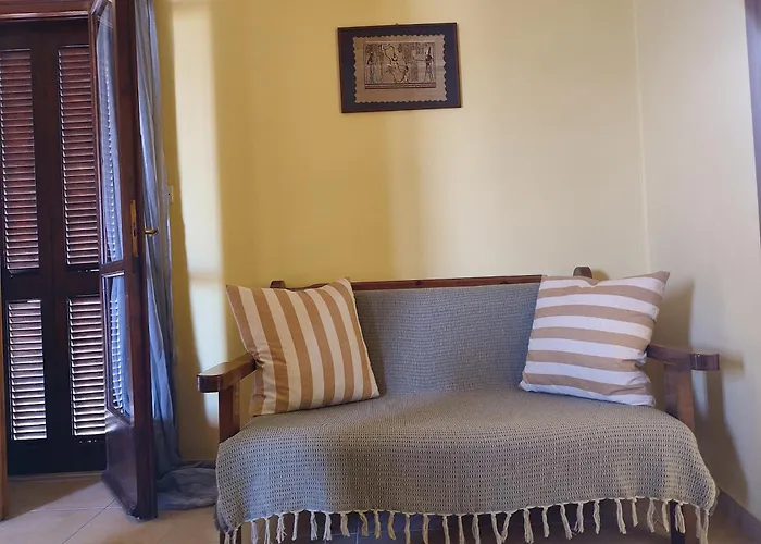 Niki\'S Apartment
